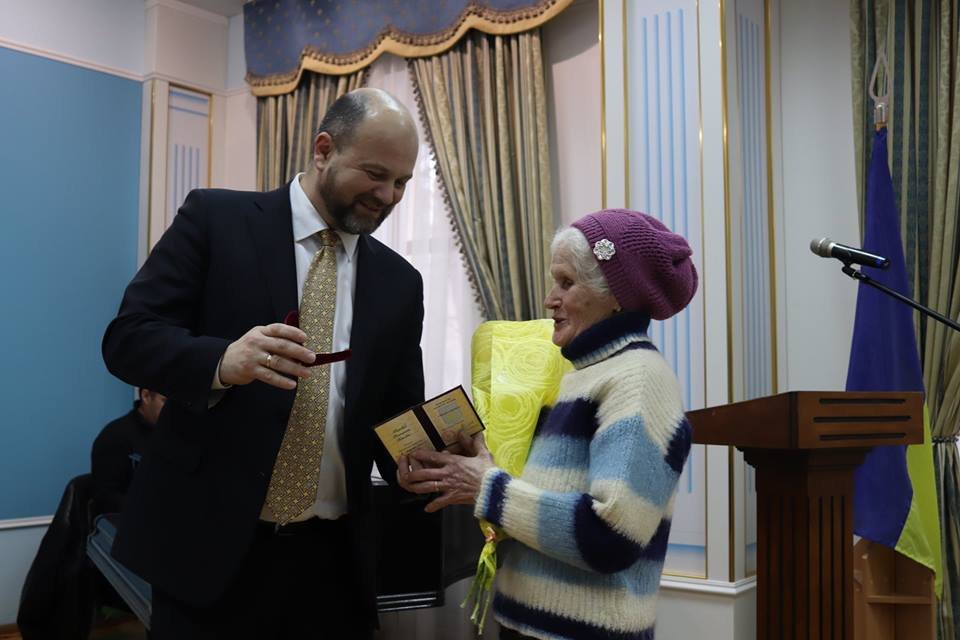  �������� ������������ ��������� �������� ������ ����-������� ���� 