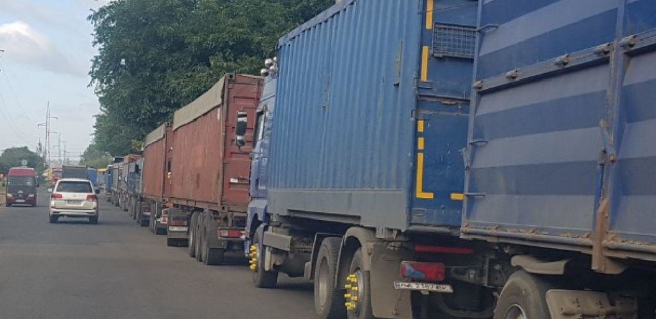 ����: 0512.com.ua