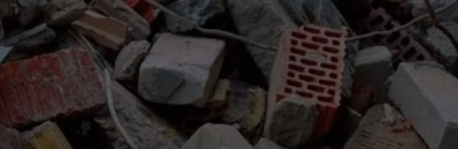 Відходи від руйнувань у Миколаєві: чому важливо правильно сортувати уламки та де їх переробляють