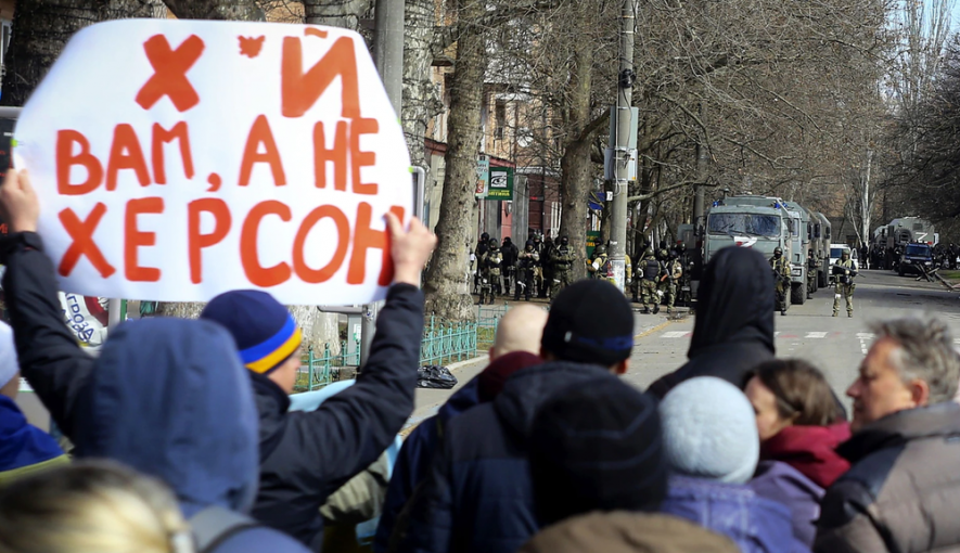 Військове керівництво рф заявило про відхід с Херсону: в Офісі президента України відреагували на заяву ворога