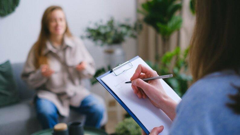 Громадські організації на півдні можуть отримати грант на допомогу постраждалим від війни громадам