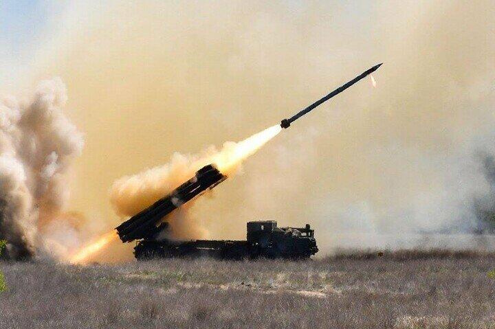 російські окупанти підірвали мости через річку Інгулець на Херсонщині, а Миколаїв обстріляли з РСЗВ 