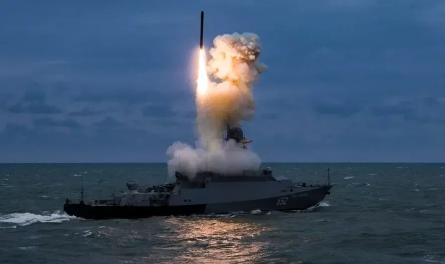 Залп 12 ракет: у Чорному морі є ворожі кораблі 