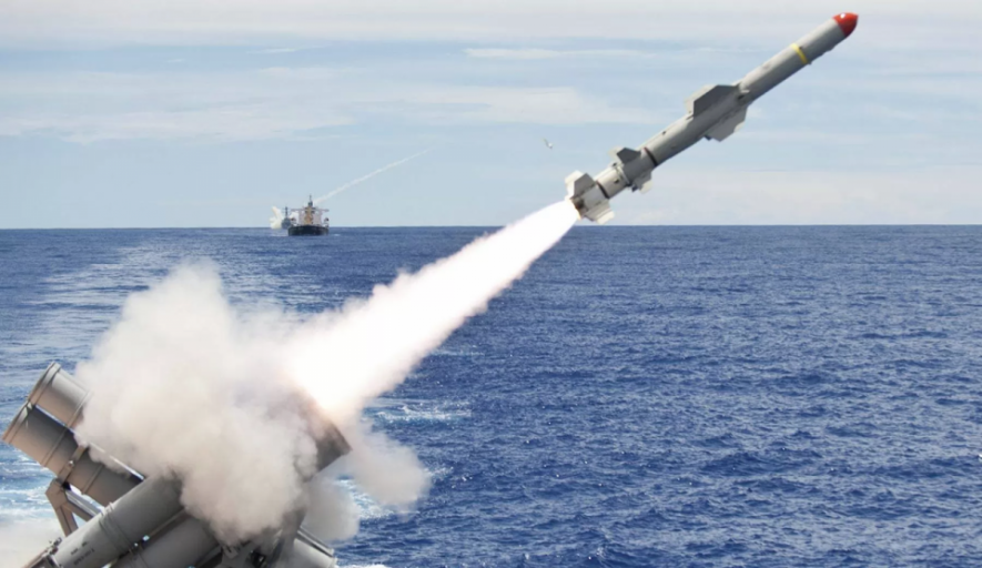 росія вивела в Чорне море ракетоносій із 8 