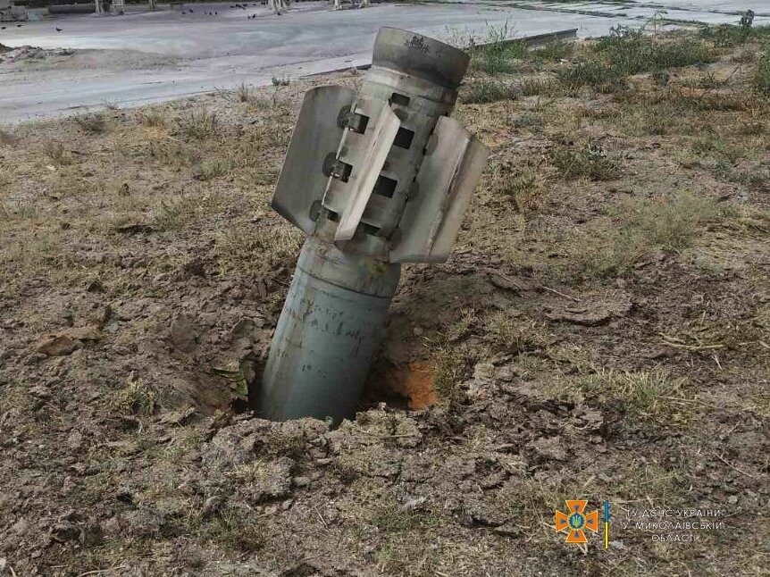 Минулої доби ворожих обстрілів зазнали два райони Миколаївщини: зруйновані будинки та горів ліс