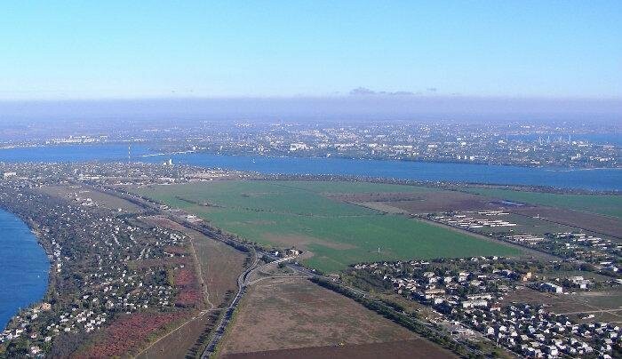 У Миколаєві прокуратура через суд добилась знесення торгівельного центру, який перешкоджав руху пішоходів