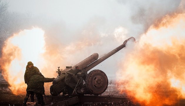 Мінометні та артилерійські обстріли: рашисти знову обстріляли Очаків