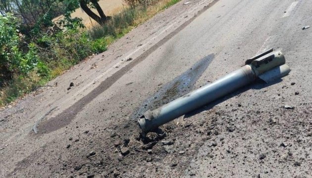 Рашисти обстріляли дві громади на Миколаївщині: постраждало дві людини та пошкоджено обʼєкт інфраструктури