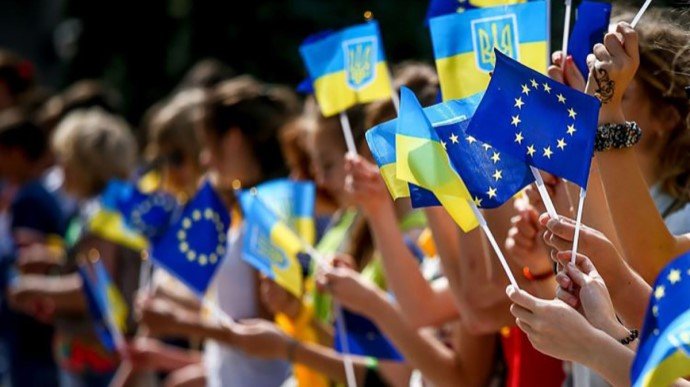 ВР підтримала звернення до країн ЄС із закликом підтримати Україну у наданні статусу кандидата до Євросоюзу