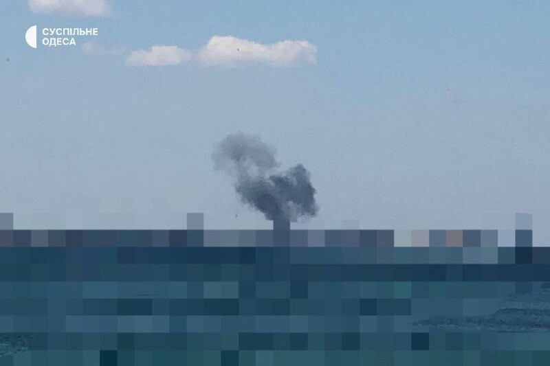 Російські окупанти вдарили ракетами по Одеському порту
