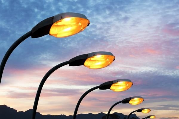 У Миколаєві відновили вуличне освітлення 