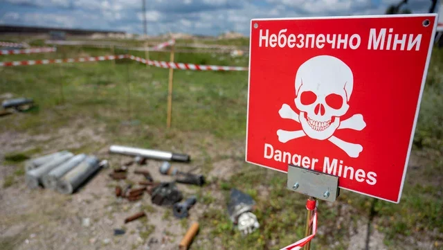російські окупанти залишили чимало мін на звільненій території півдня - є жертви