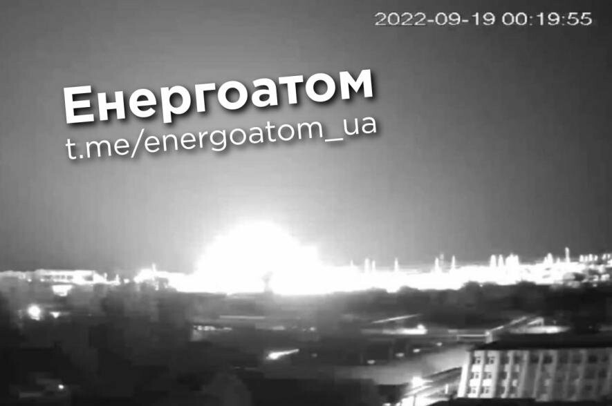 Президент опублікував момент прильоту біля Південноукраїнської АЕС, - ВІДЕО 