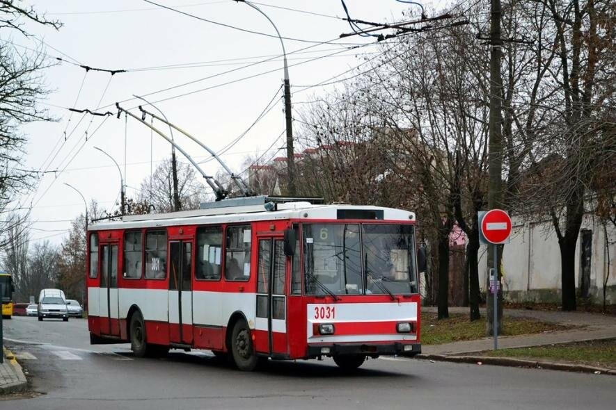 Сьогодні Миколаєвом курсує майже 400 одиниць громадського транспорту