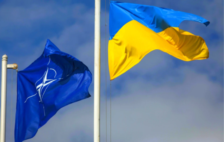 Україна буде членом НАТО, а єдиний шлях до встановлення миру - надання зброї