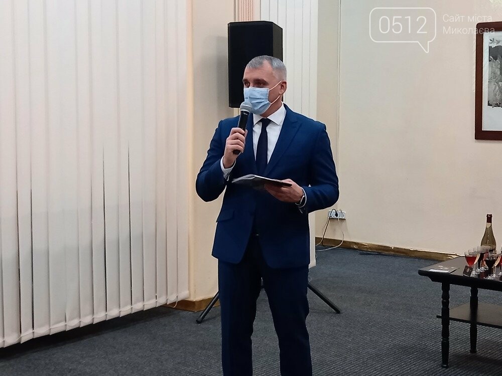 Выставка офортов В. Бахтова Выставка офортов В. Бахтова