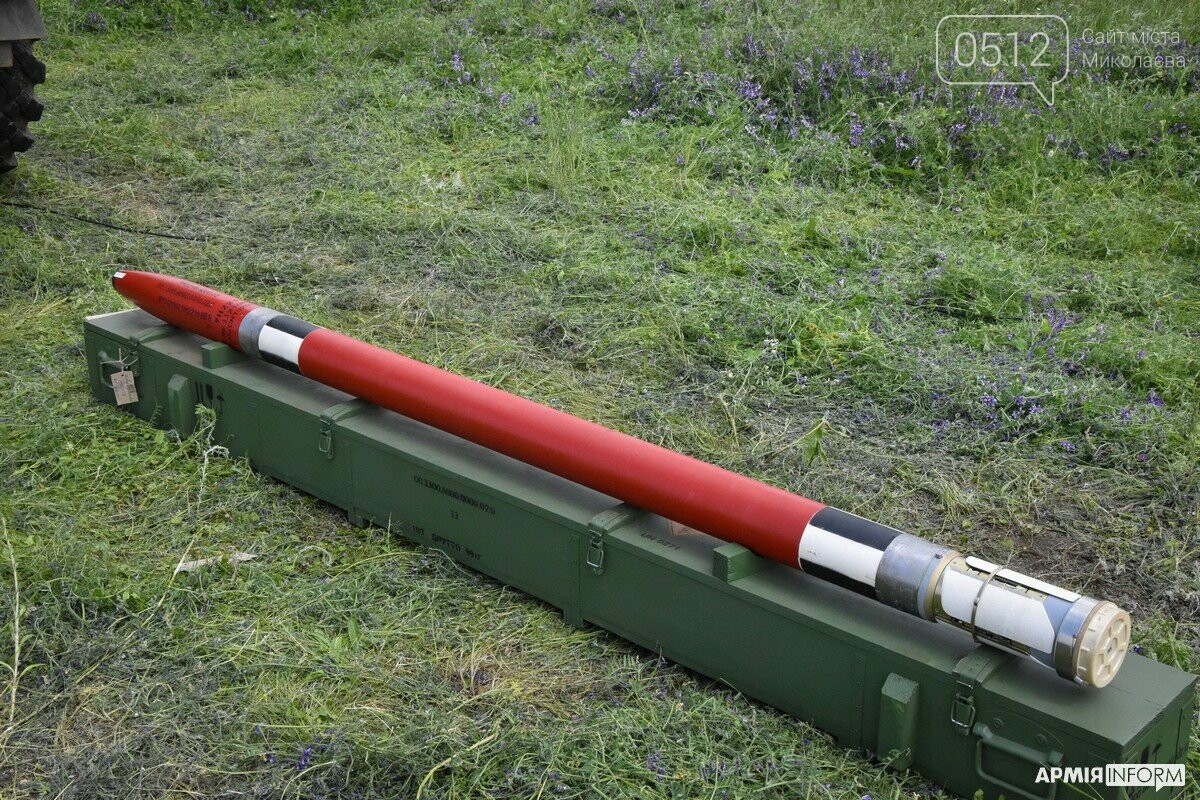 На полигоне "Широкий Лан" в Николаевской области успешно испытали 122-мм реактивный снаряд "Тайфун-1" к РСЗО "Град"