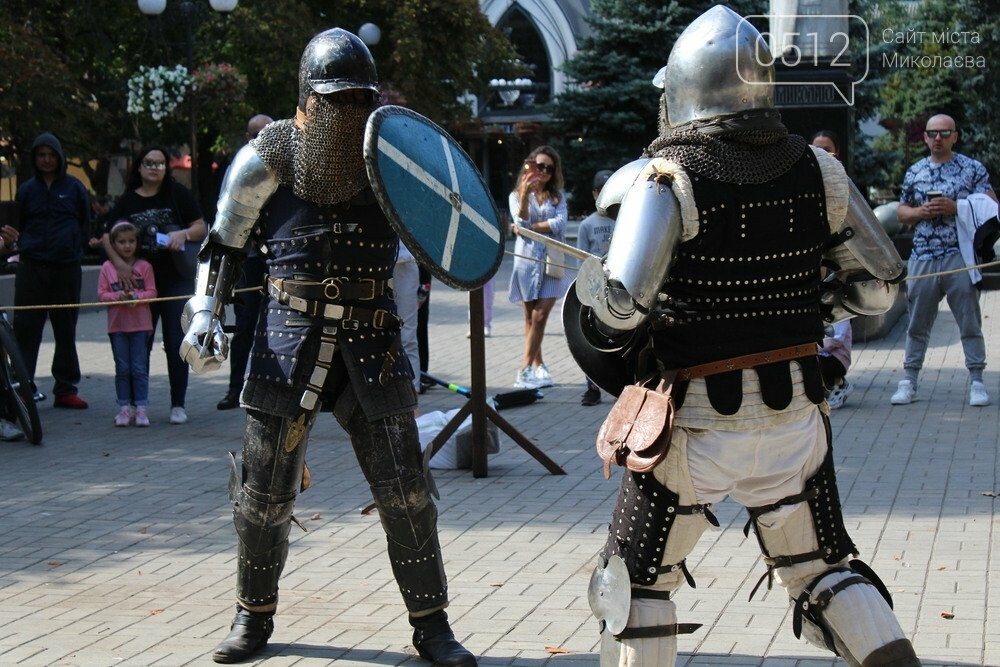 Николаев, Бой рыцарей Бой рыцарей