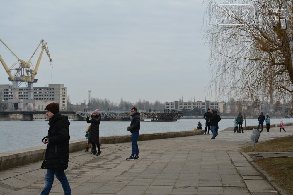 разводка мостов в Николаеве - выход "Переяслава"