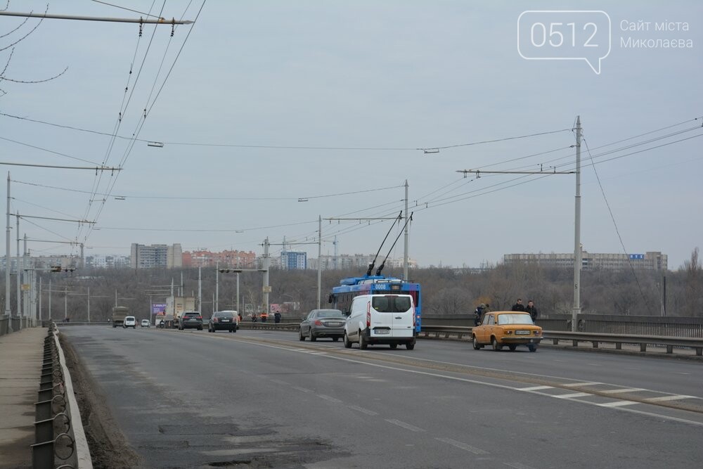 разводка мостов в Николаеве - выход "Переяслава"