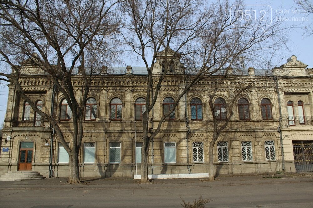 здание городского ломбарда