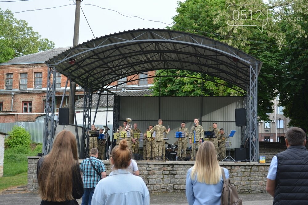 Благодійний концерт оркестру 40 бригади