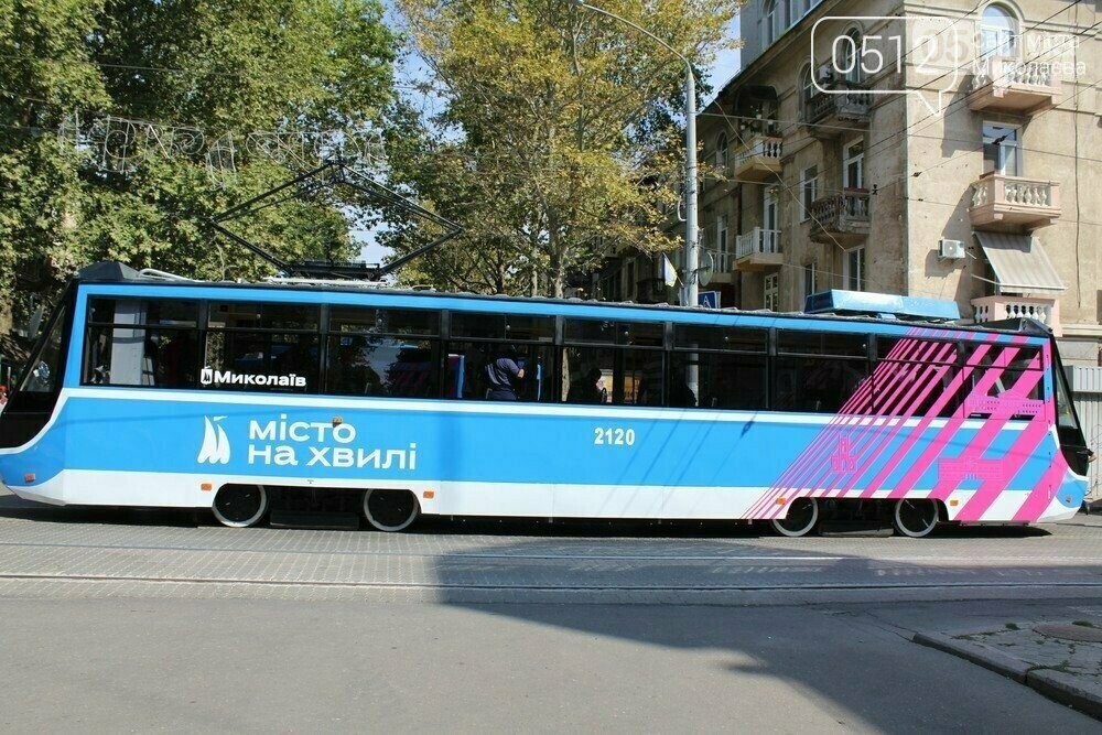 одни із модернізованих трамваїв, фото 0512