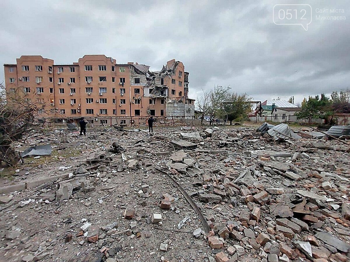 В Николаеве собираются отремонтировать еще один дом, который поврежден  из-за российских ракетных ударов, - ФОТО | Новости