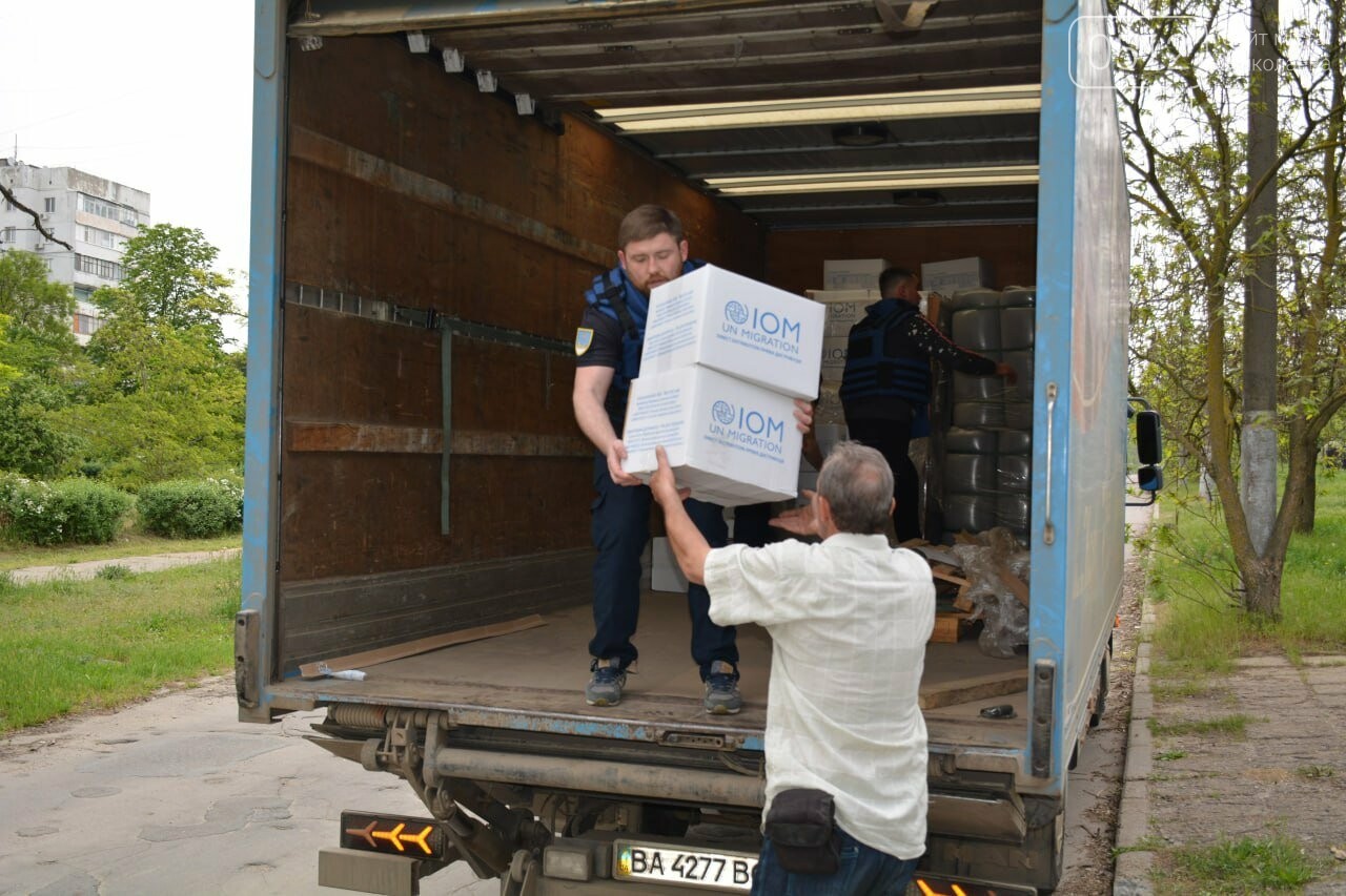 Роздача гуманітарної допомоги у Херсоні
