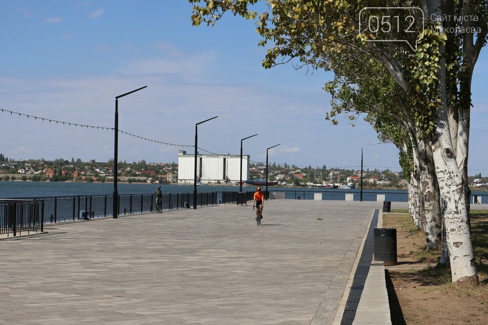 В Николаеве торжественно открыли сквер 