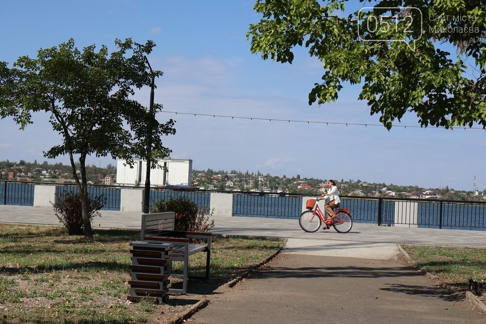 В Николаеве торжественно открыли сквер 