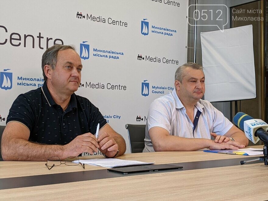 Зліва - Віталій Луков, справа - Микола Бережник