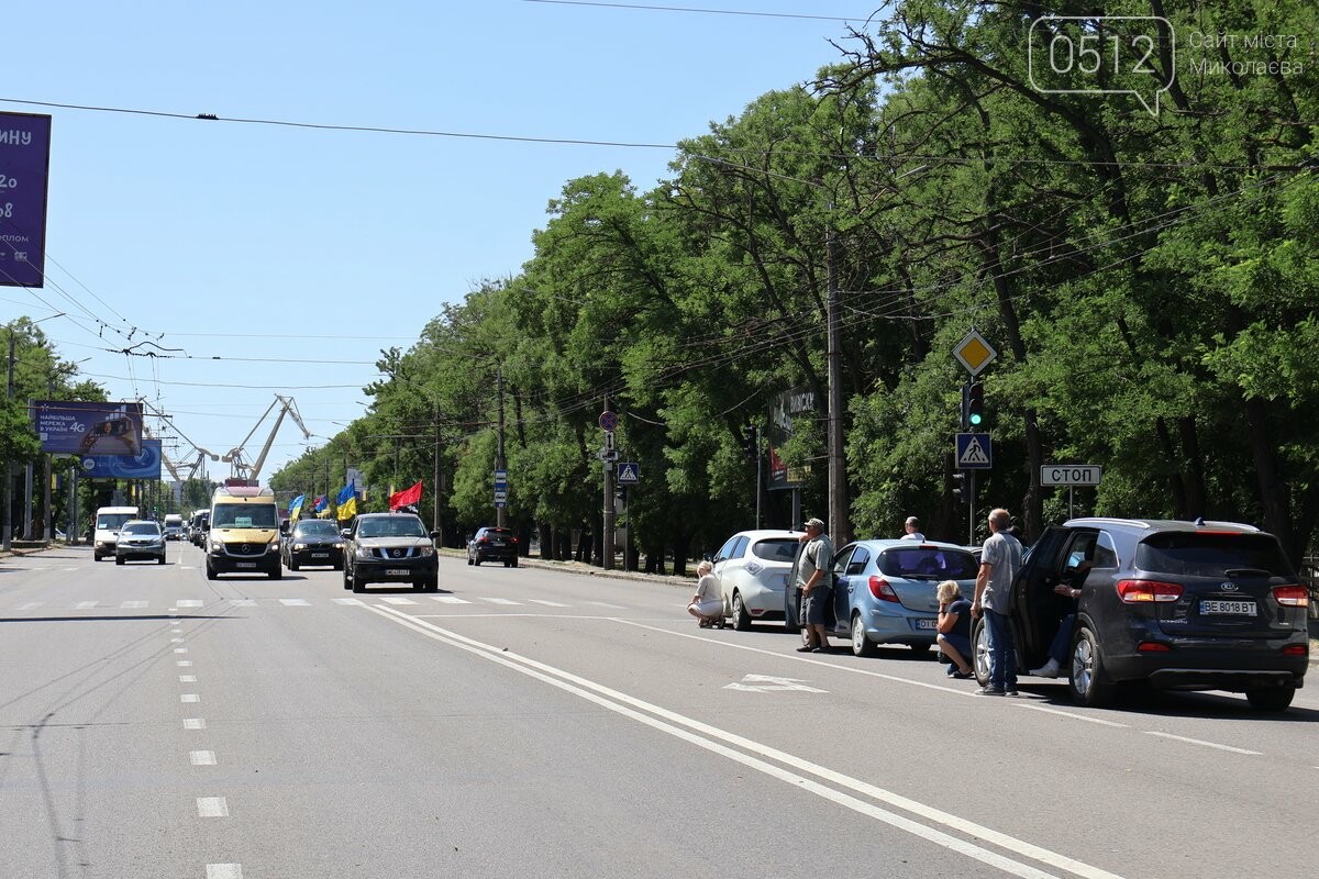 Він обрав Україну серцем: у Миколаєві попрощалися з героєм-добровольцем Патріком Ногуерою