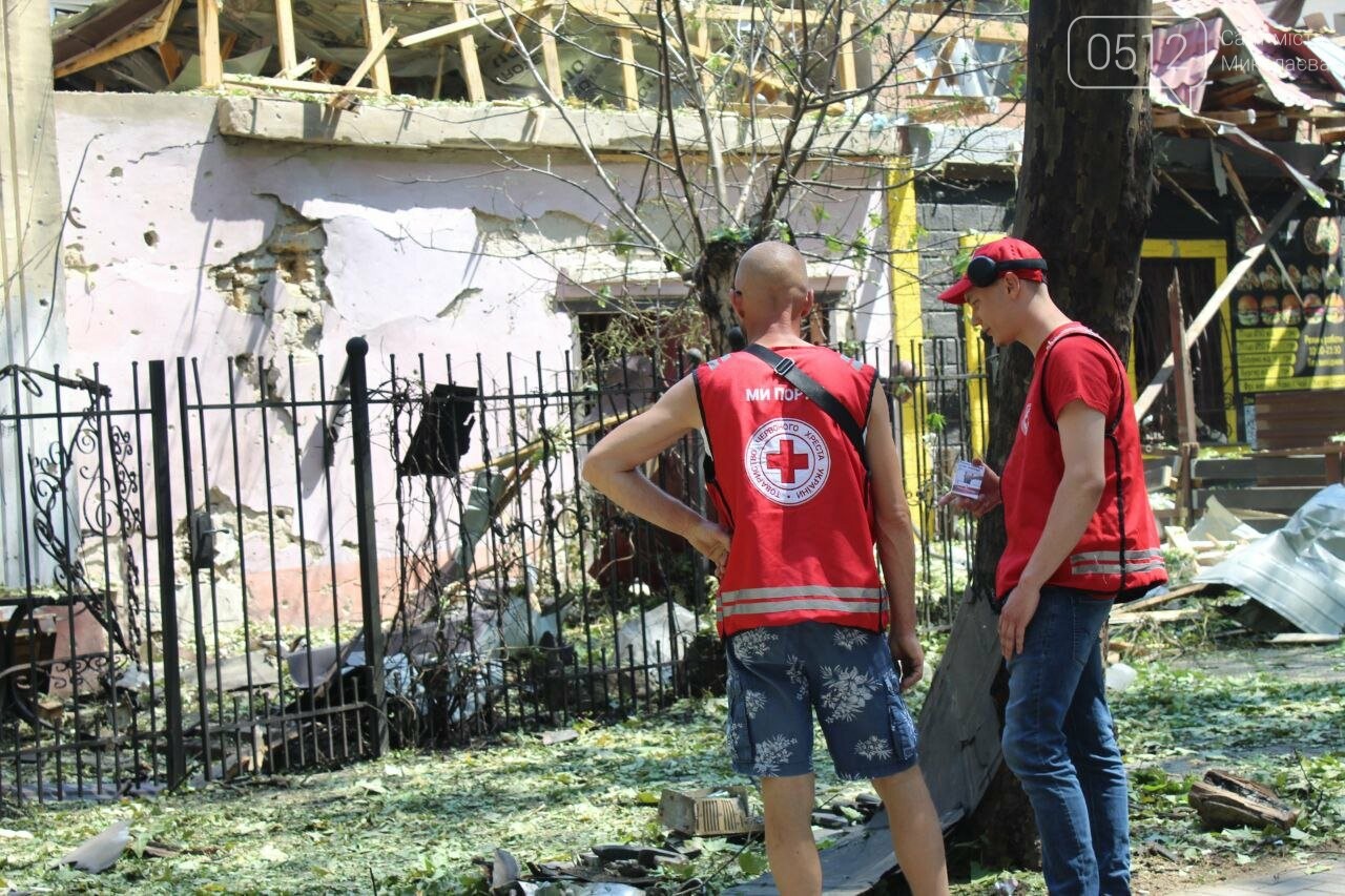 Ликвидация последствий атаки в Николаеве