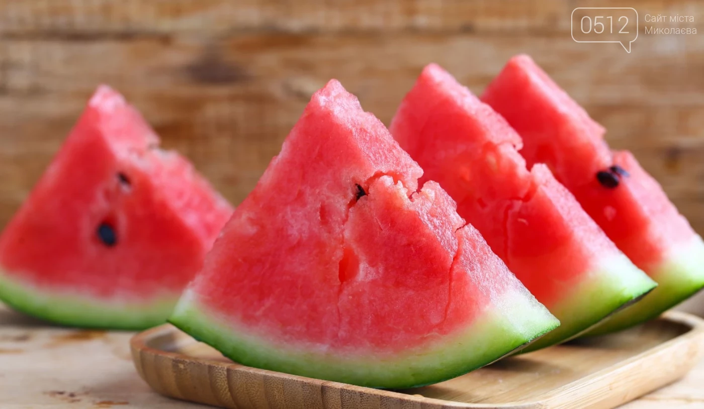 Сезон арбузов в Николаеве: где купить и как выбрать самый вкусный плод лета