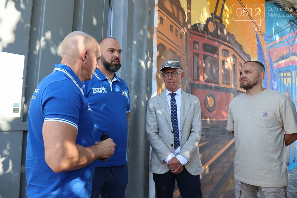 Датская поддержка во время войны: Николаев получил новые троллейбусы и запускает дополнительные маршруты