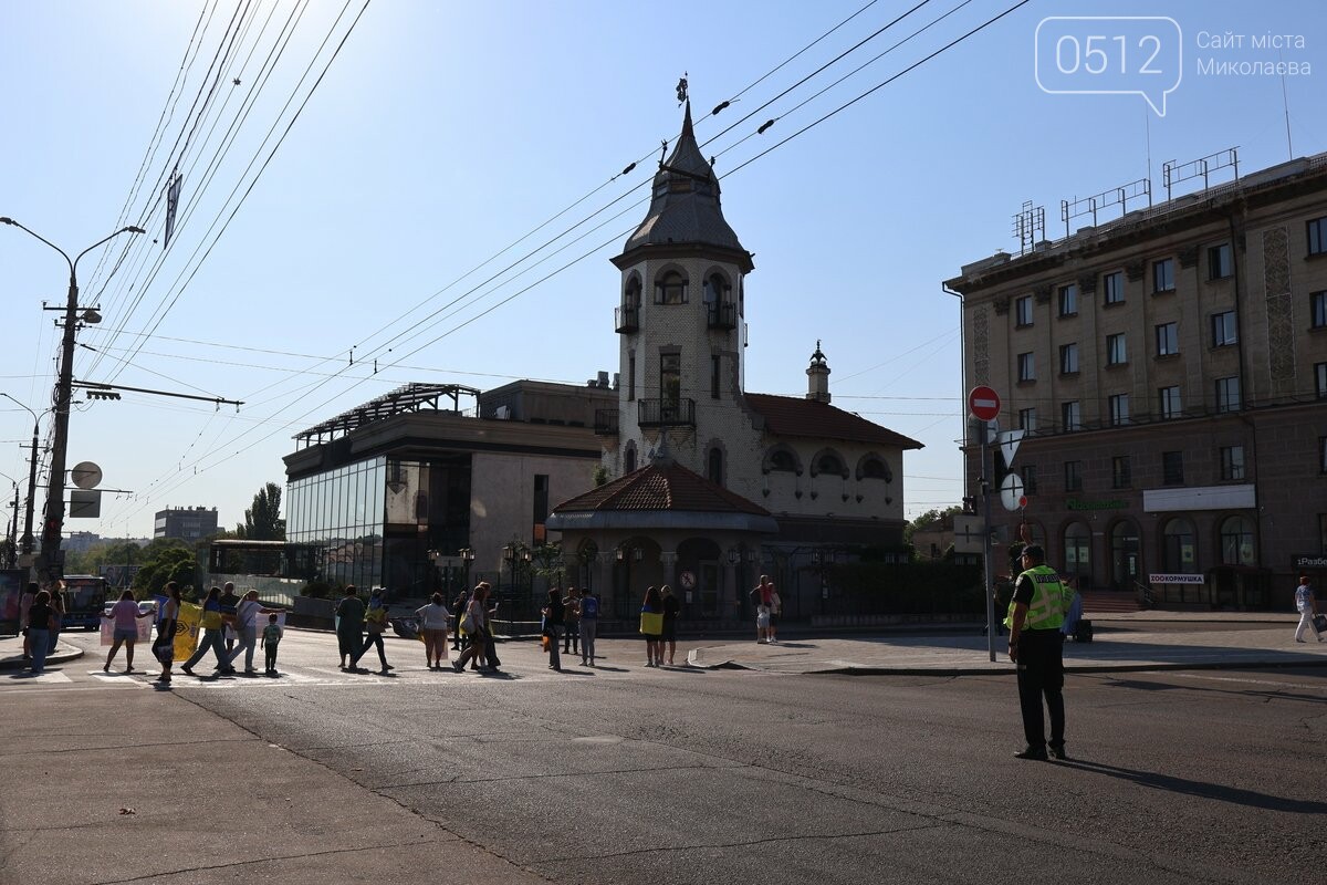 "Війна стосується кожного": у Миколаєві нагадали за важливість щоденної хвилини мовчання