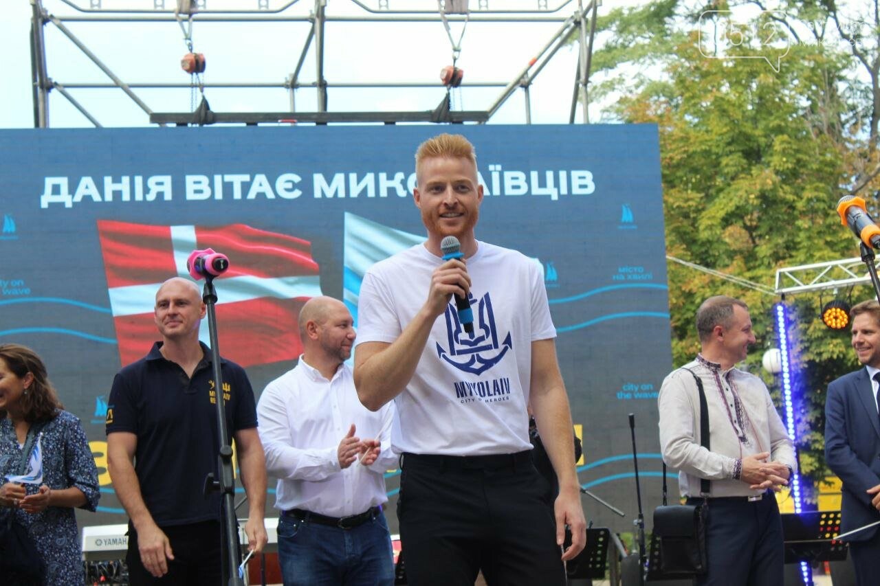 Николаев