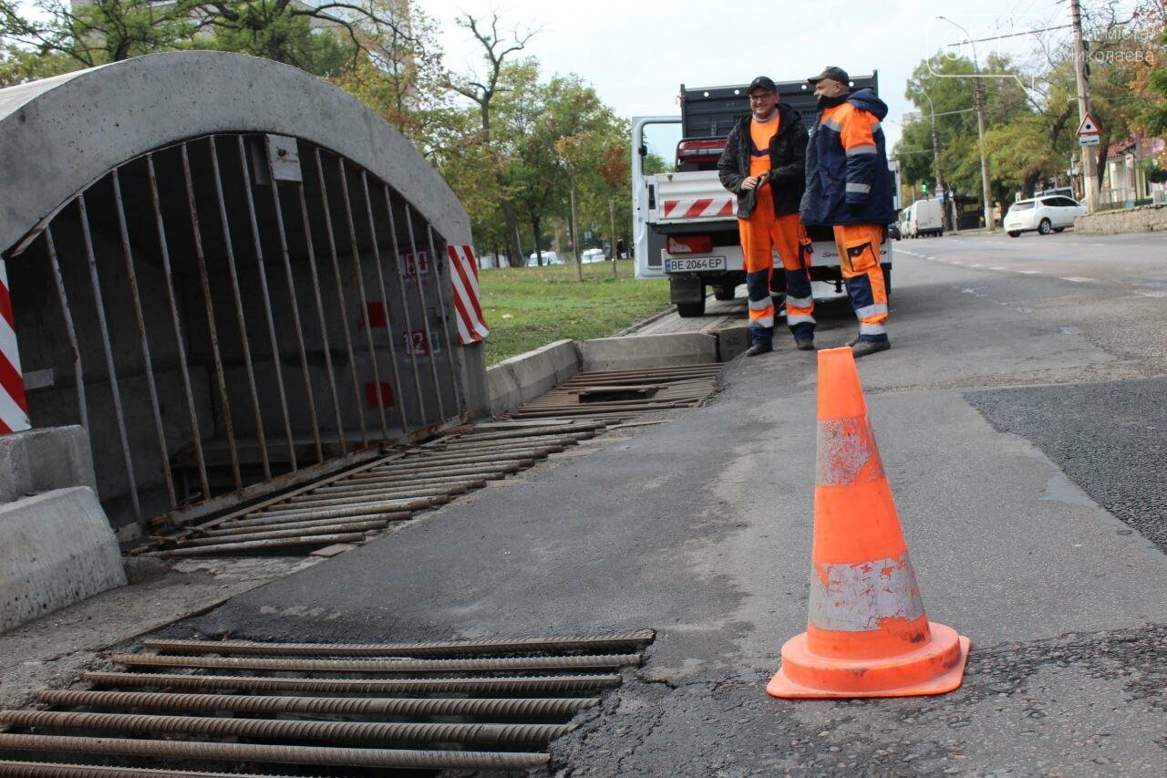 Работники ЭЛУ Автодорог Николаев