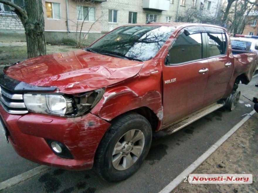 В Николаеве пьяный водитель пытался скрыться с места ДТП