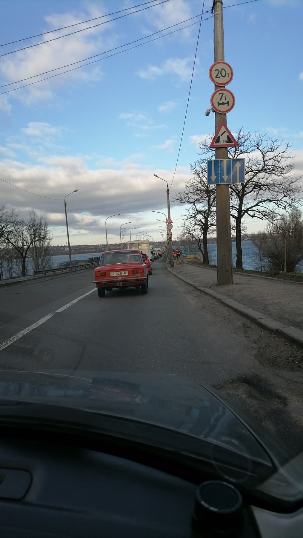 В Николаеве начался ремонт Варваровского моста: движение затруднено, - ФОТО