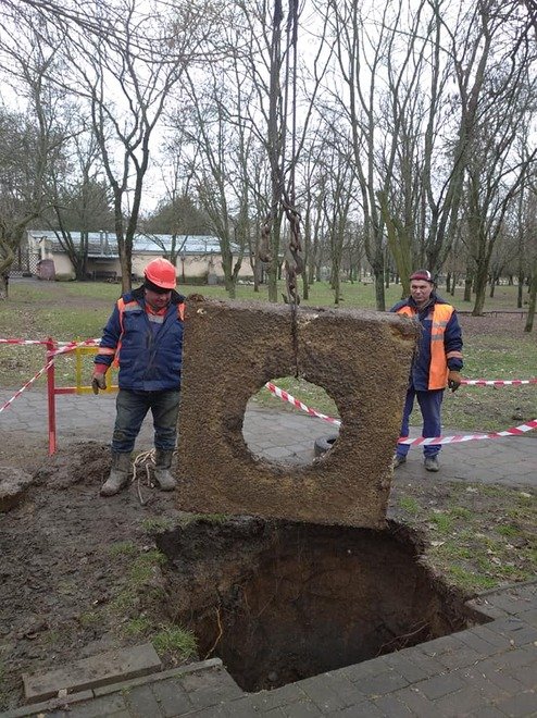 В “Николаевводоканале” назвали причину обвала грунта,- ФОТО 