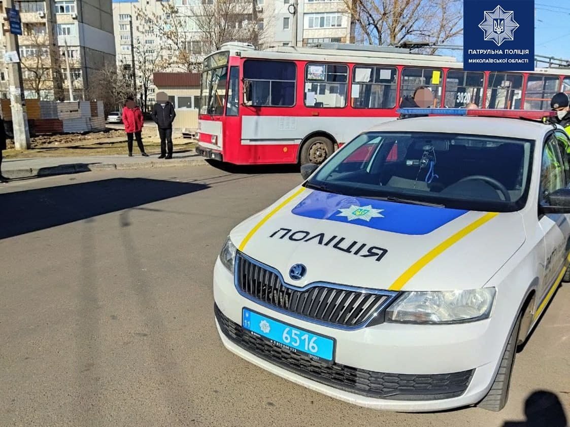 В Николаеве задержали подозреваемого в избиении водителя троллейбуса