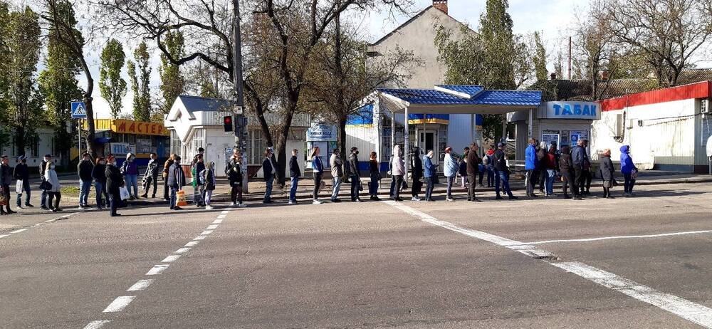 Николаевцы не могут уехать из отдаленных районов
