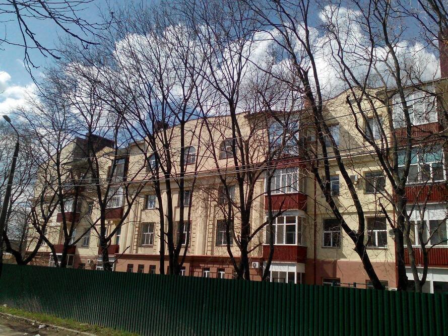 Здание фельдшерского училища сегодня