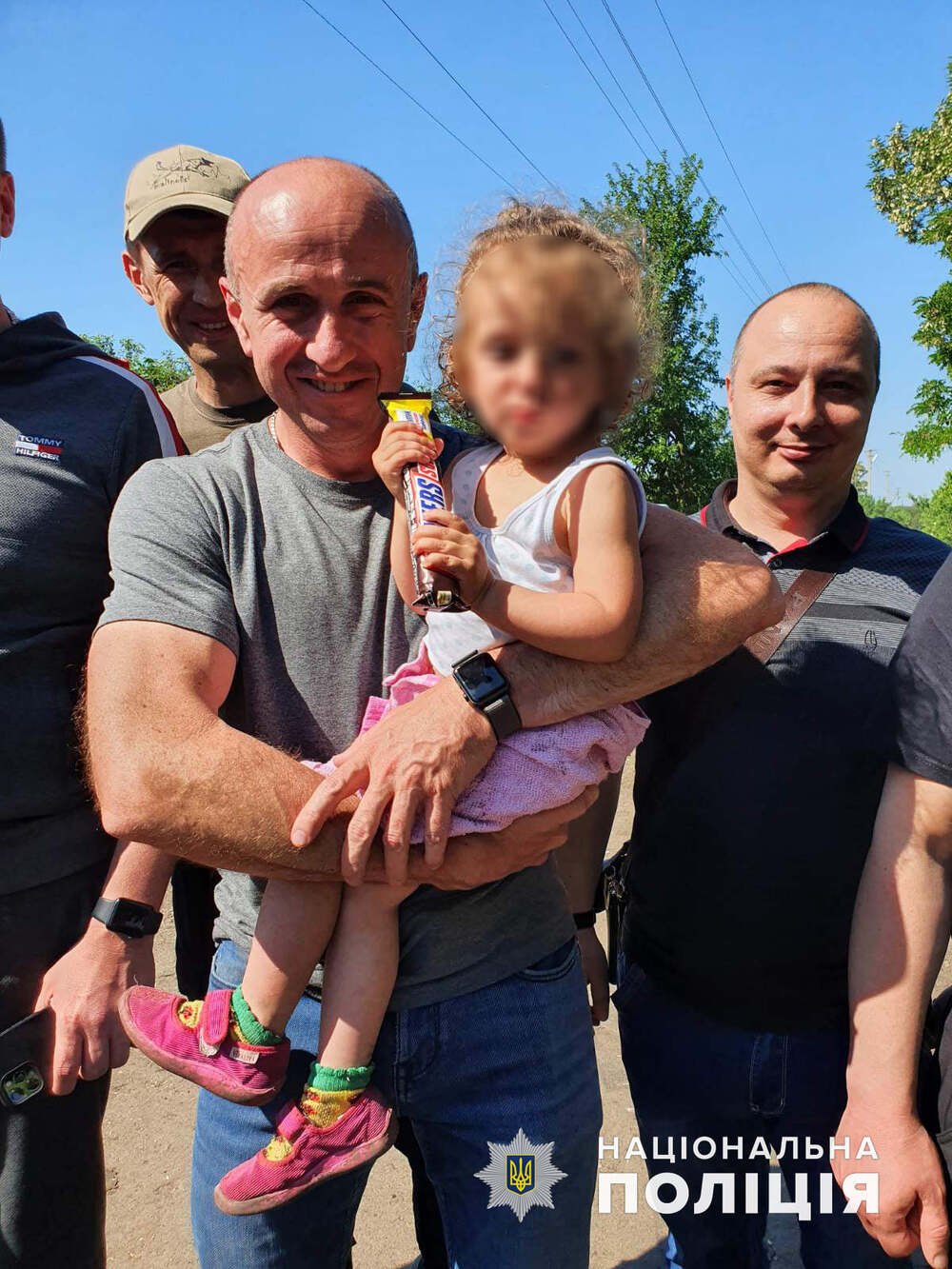 Полицейские нашли девочку