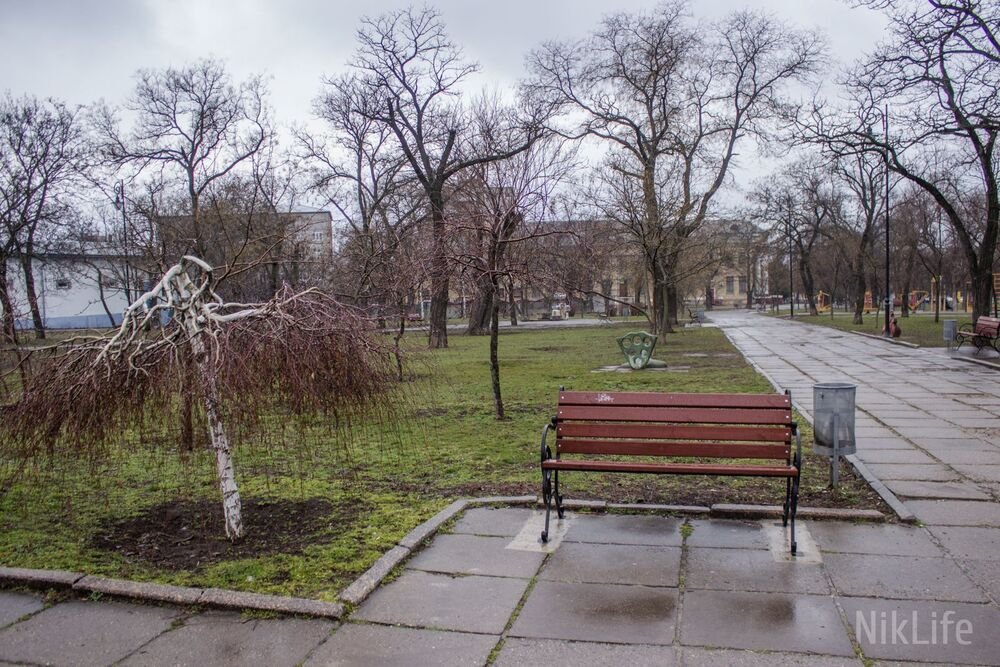 Фото сквер героев горловка