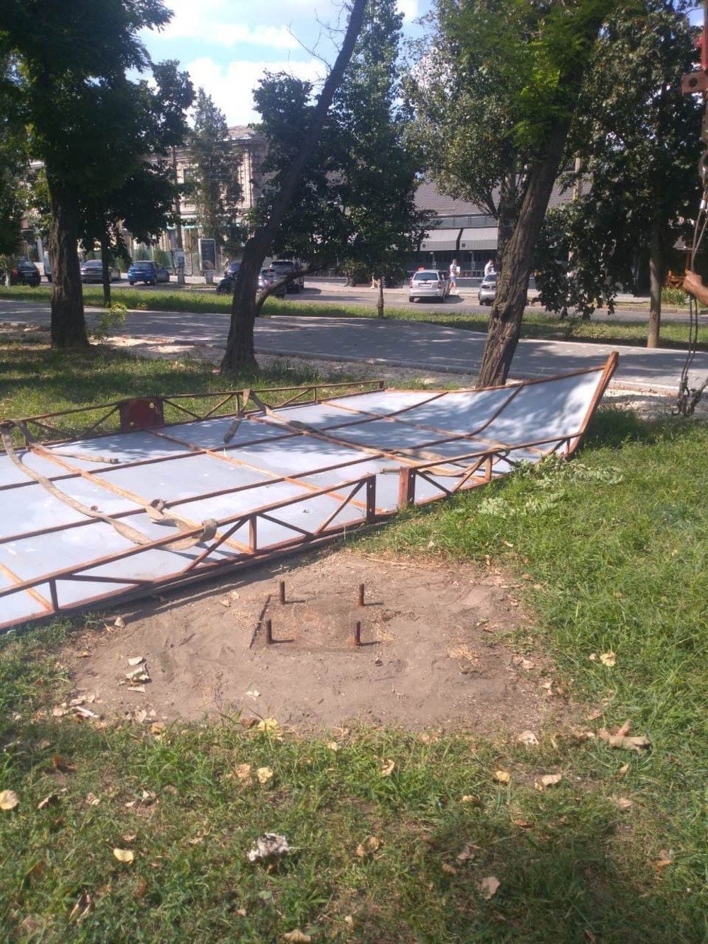 Николаев, Демонтаж билбордов Демонтаж билбордов