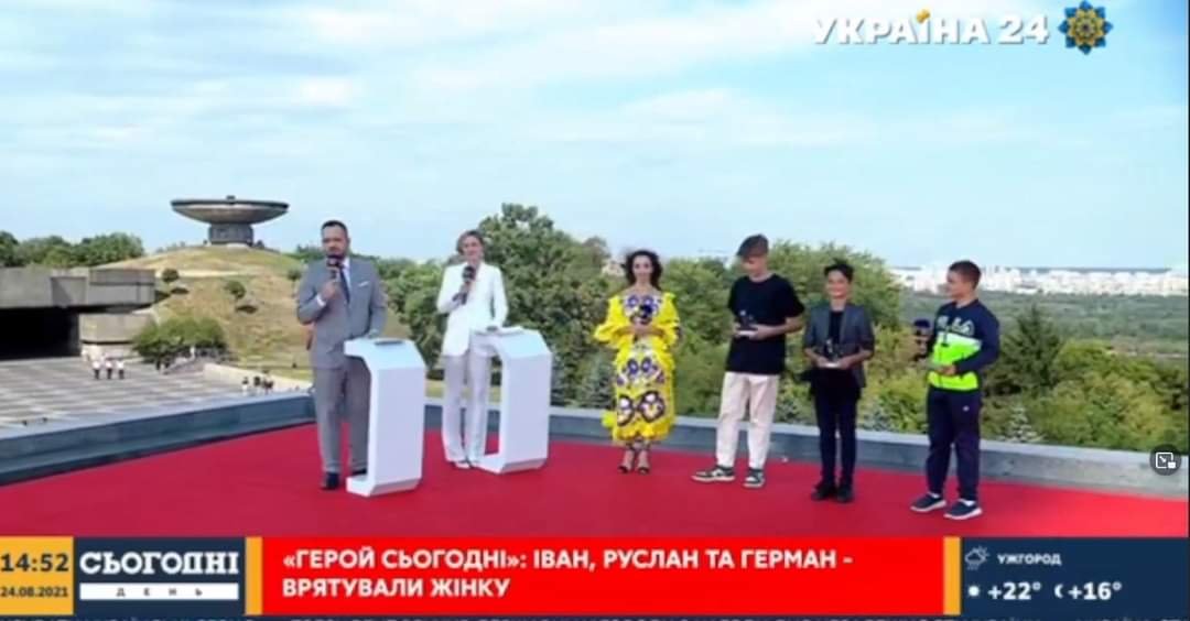 Троих николаевских школьников наградили премией "Герои сегодня", - ФОТО