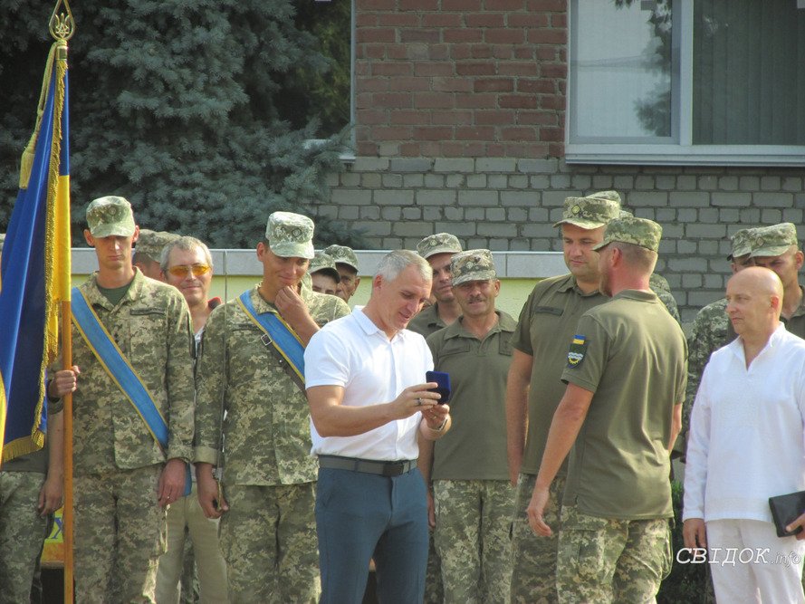 За помощь армии: мэра Николаева Сенкевича наградили почетной медалью, - ФОТО